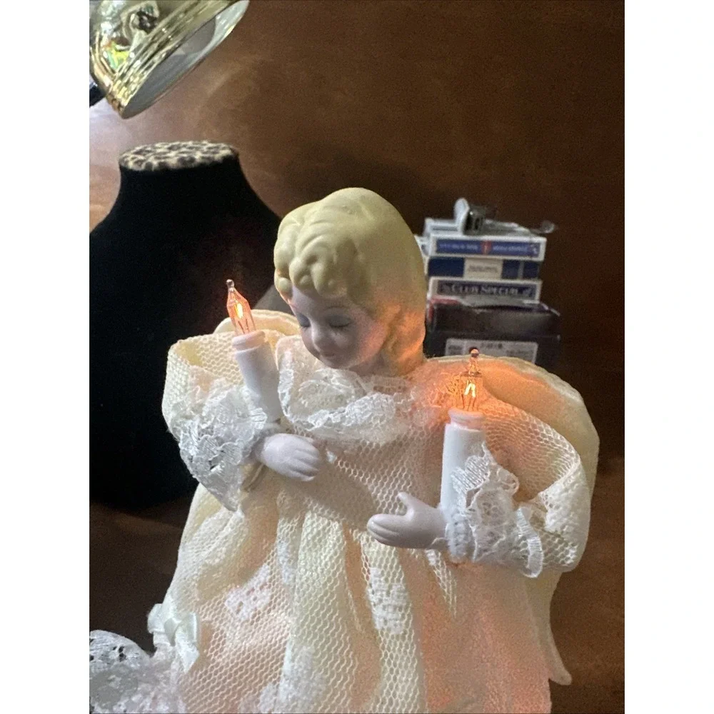 Angle Tree Topper Christmas VTG Twinkller Lights Ivory Lace Dress 8.5